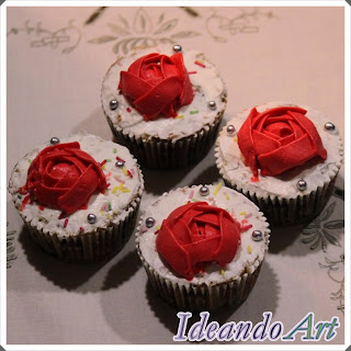 Cupcakes decorados con cream cheese icing