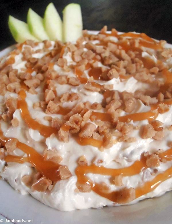 Creamy Caramel and Toffee Dip