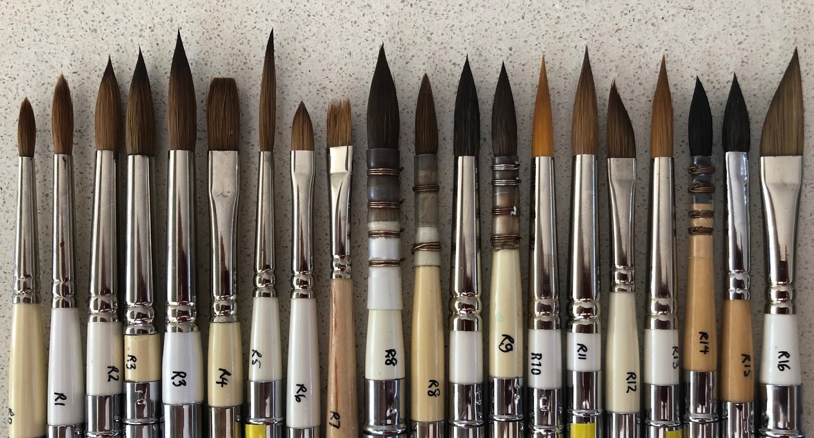 Rosemary Reversible Travel Watercolour Brushes  Watercolor brushes, Travel  art kit, Artist brushes