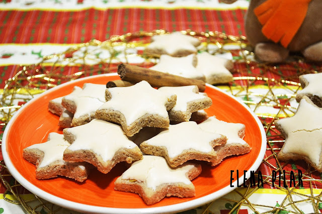 Zimtsterne (galletas alemanas de almendra y canela)