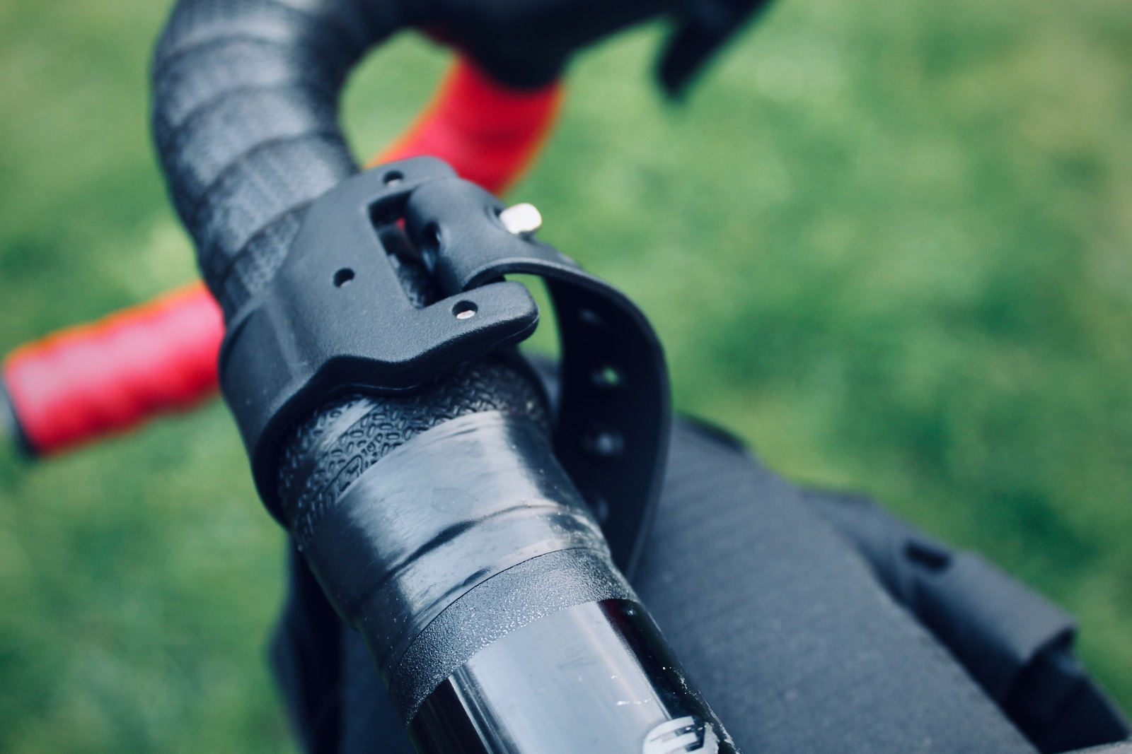 Vaude Aqua Box Light Handlebar Bag Review Vaude Aqua Box Light Handlebar Bag Review