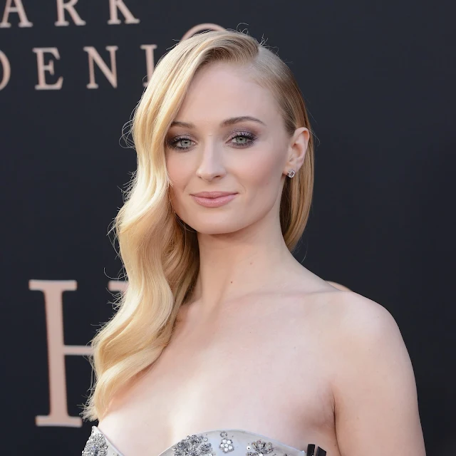 Sophie Turner Photos