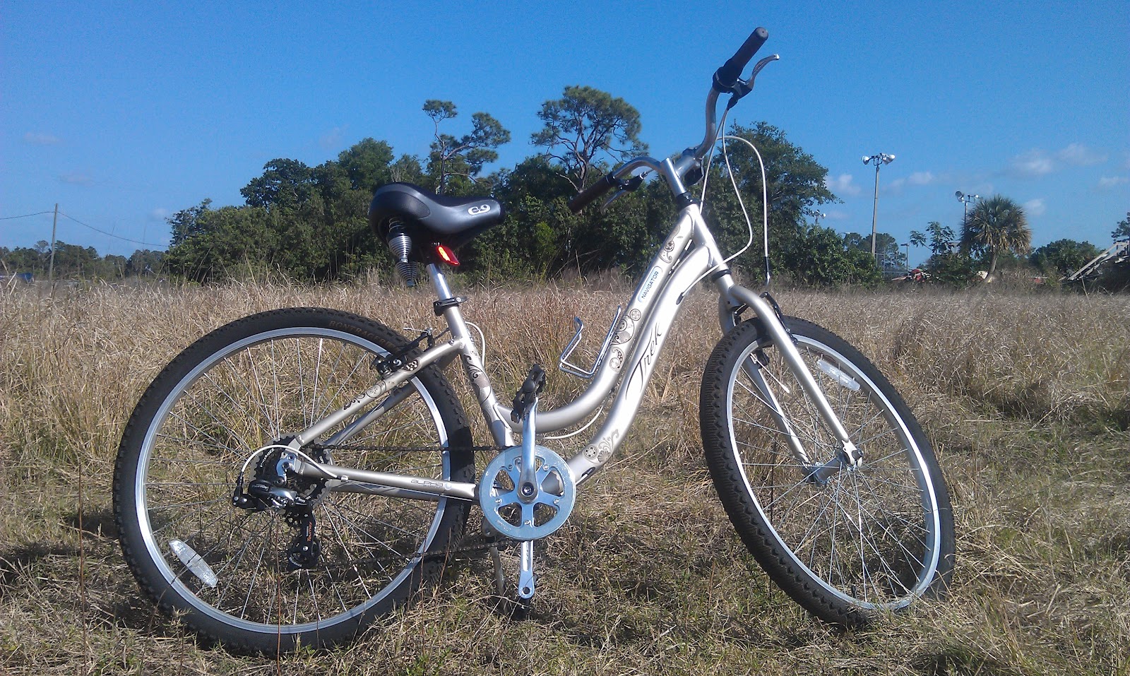 LikeNew Womens 7Speed Trek Navigator 1.0 (Sold)