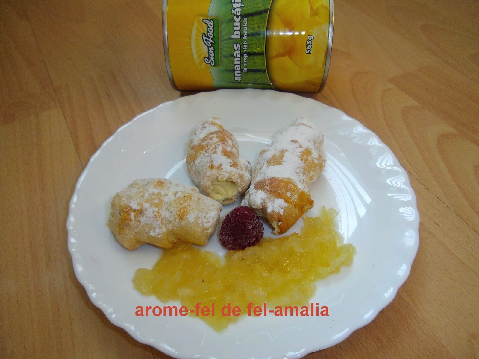 RULOURI CU ANANAS