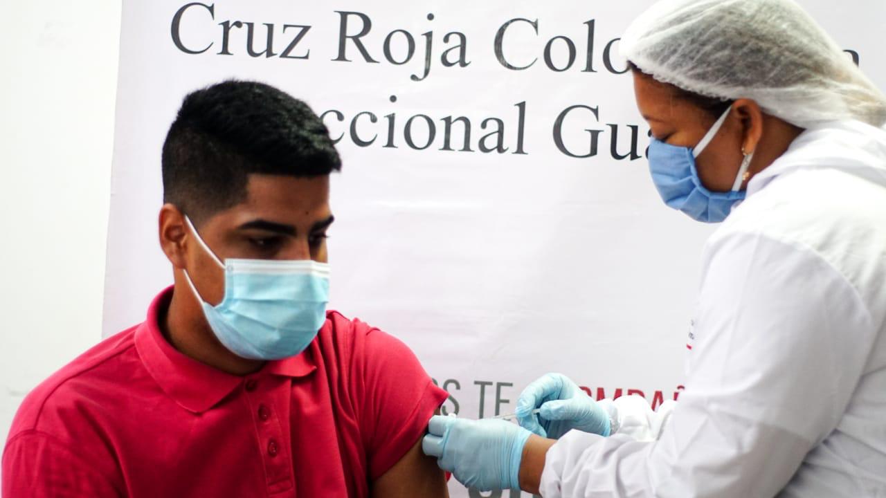 https://www.notasrosas.com/Alcaldía de Riohacha, luego de la vacunación masiva de sus funcionarios, reiniciará atención presencial