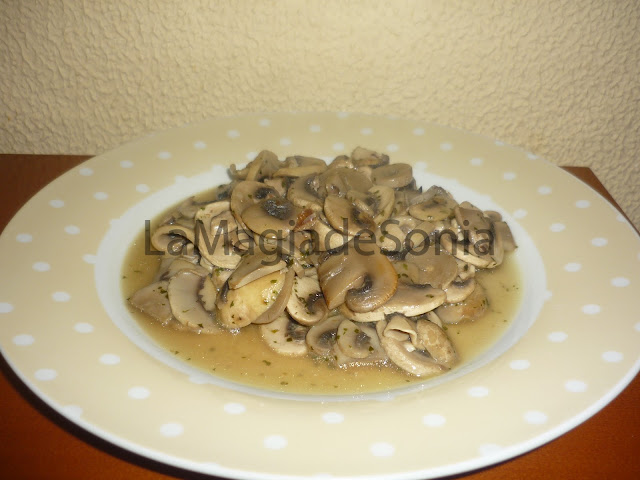  Champiñones Al Ajillo 
