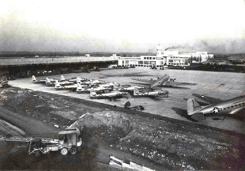SOUVENEZ-VOUS 44: CHATEAUROUX - DEOLS AIR FORCE BASE 1951-1967
