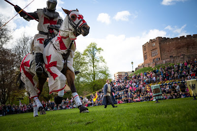 [Image: st-georges-le-hoi.jpg]