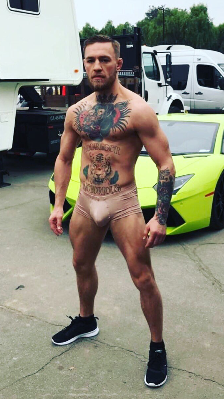 Conor McGregor’s Hottest crotch bulges.