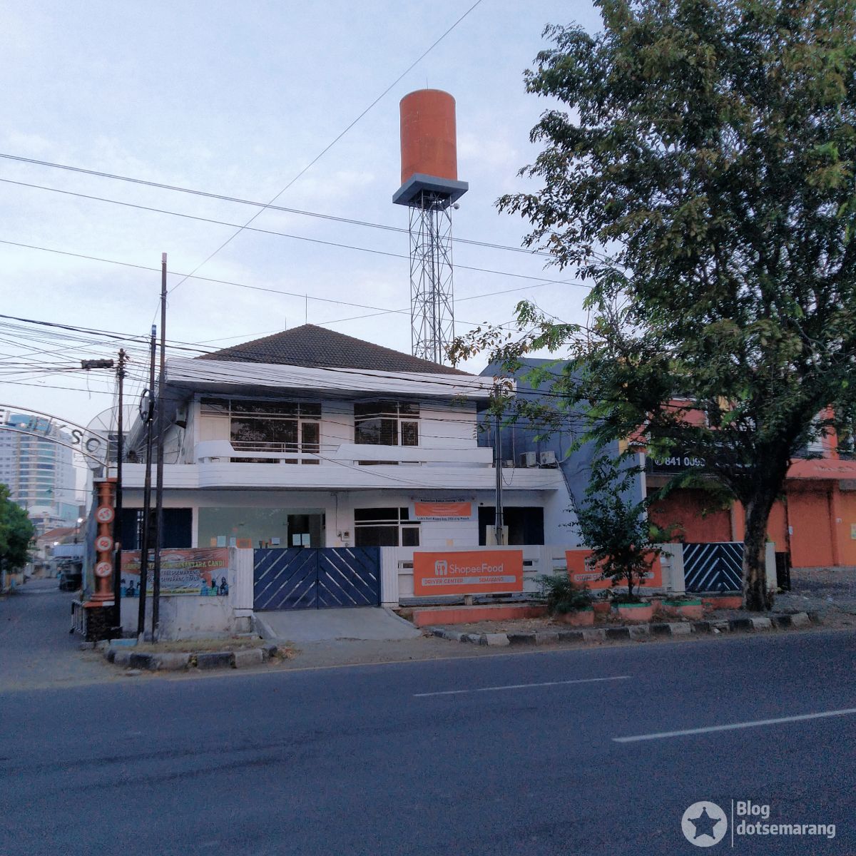 Kantor shopee food terdekat