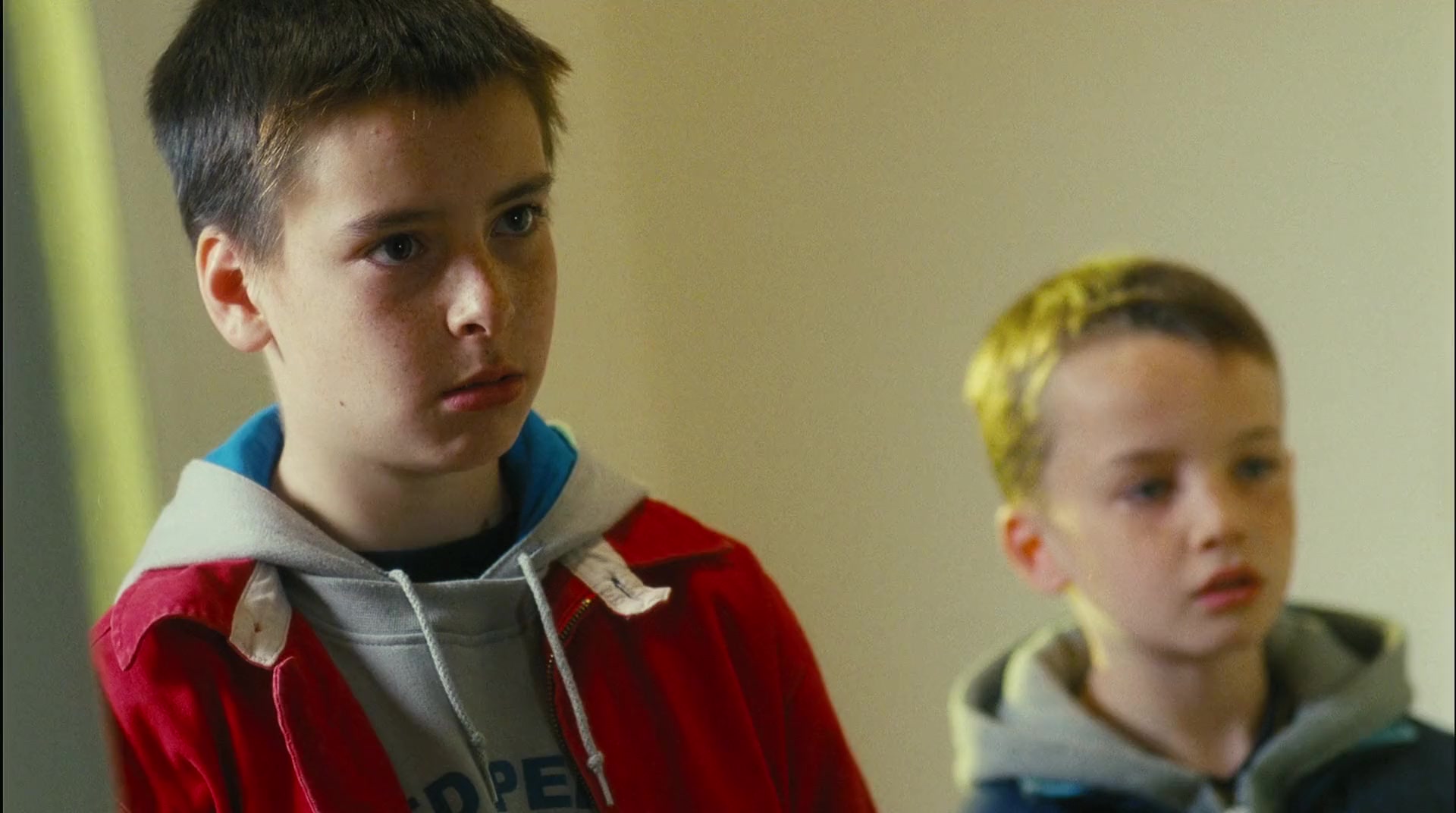 миллионы 2004 год. миллионы 2004 год. мальчик и мир. плакат миллион. миллионы 2004 год.