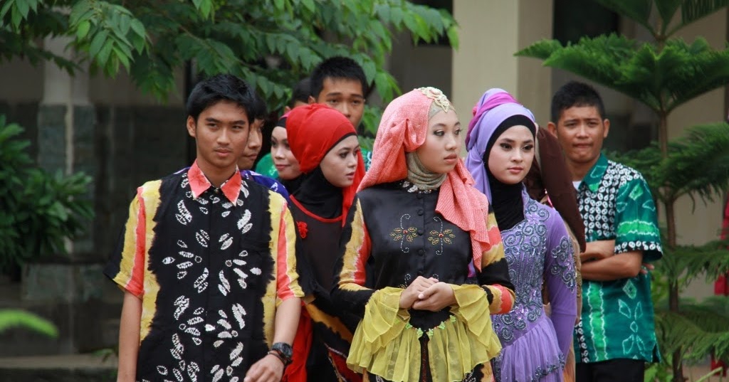 53 Baju Batik Persatuan Perpisahan Sekolah Trend Terbaru