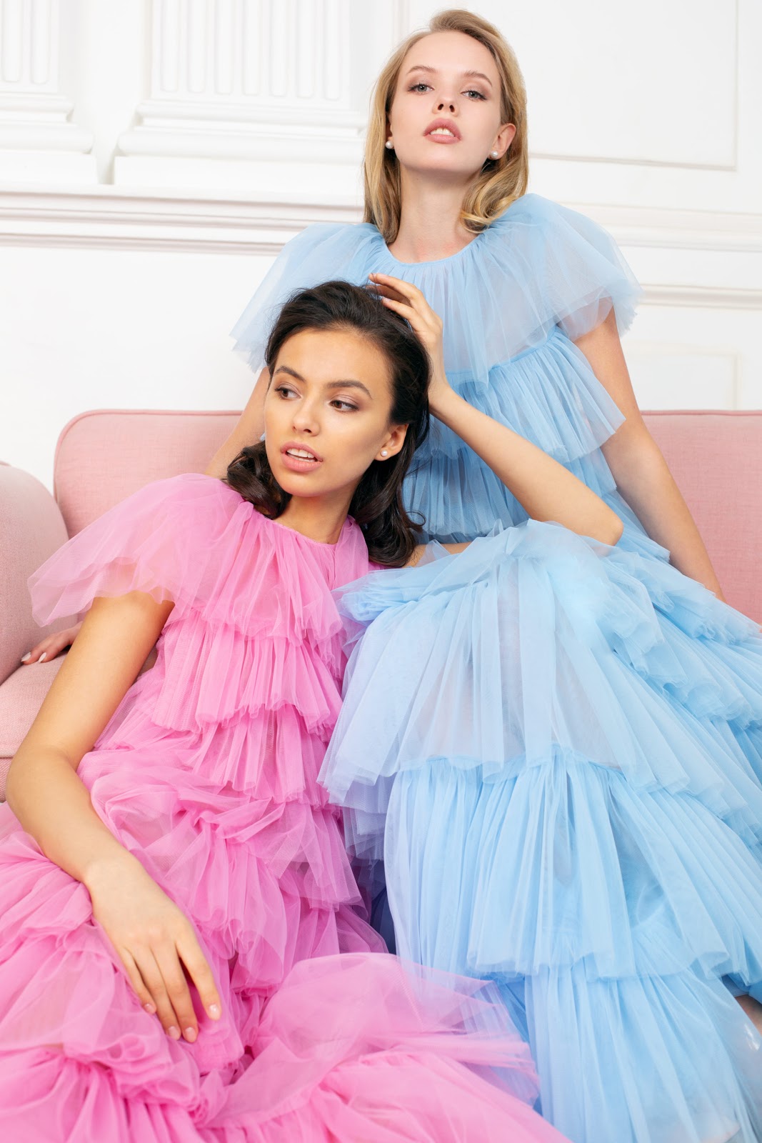 Airy Feminine Dresses by Yulia Prokhorova Beloe Zoloto. Moscow Fashion