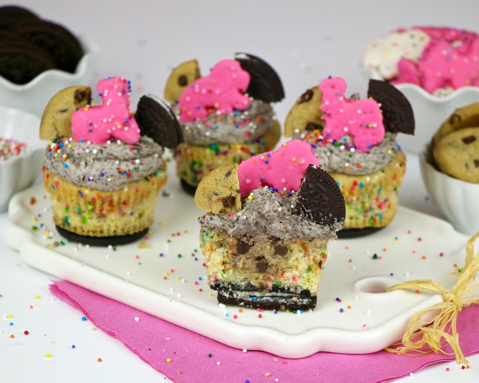 {VIDEO} Giant Funfetti Cake Batter Chocolate Chip Cookie The Lindsay Ann
