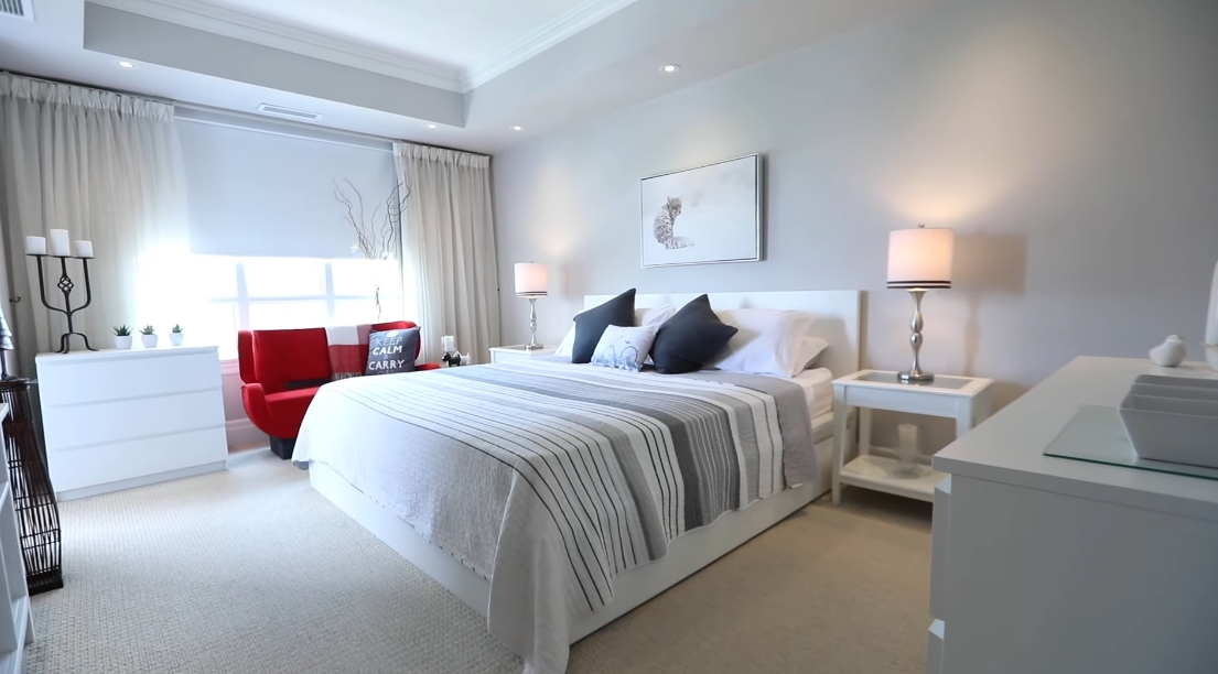 Tour 35 Baker Hill Blvd #305, Stouffville, ON vs. 15 Interior Design Photos