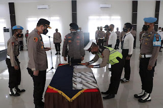 Polres Lingga Gelar Penandatanganan Pakta Integritas Anti Narkoba di Lingkungan Polri