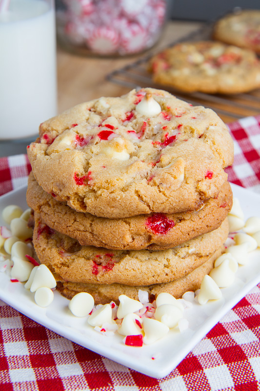 Peppermint Candy Cane Chocolate Chip Cookies in a Jar FOOD RECIPES