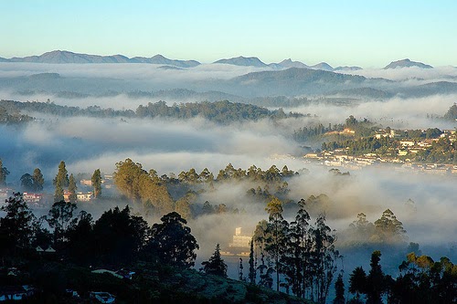 The Cloud Formation during Sunrise, Ooty