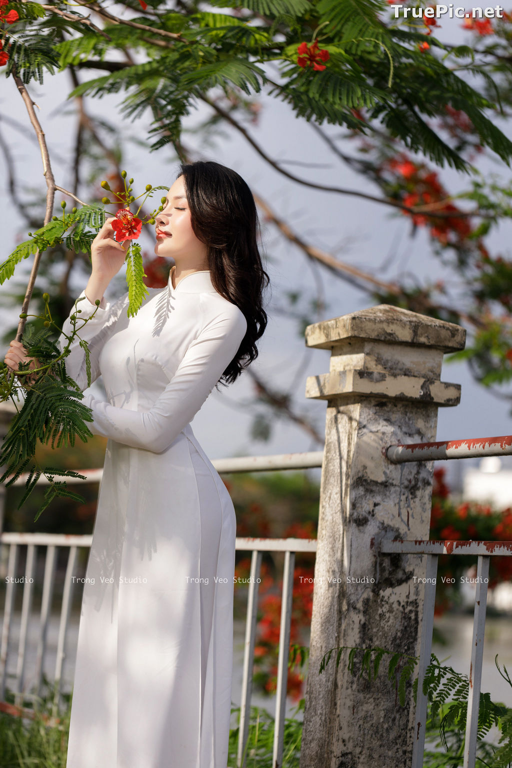Image The Beauty of Vietnamese Girls with Traditional Dress (Ao Dai) #3 - TruePic.net - Picture-37