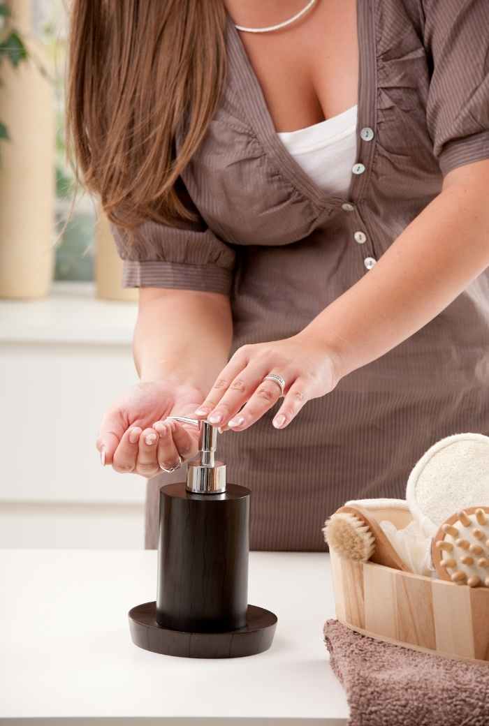 How to Make Liquid Hand Soap From Bar Soap Everything Pretty