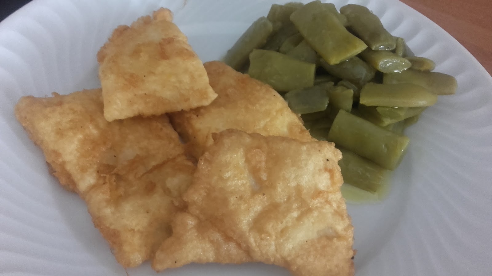 Recetario Reina Caldeiro Filetes de merluza rebozados con judías verdes Recetario Reina Caldeiro Filetes de merluza rebozados con judías verdes