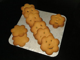 GALLETAS RELLENAS DE CHOCOLATE