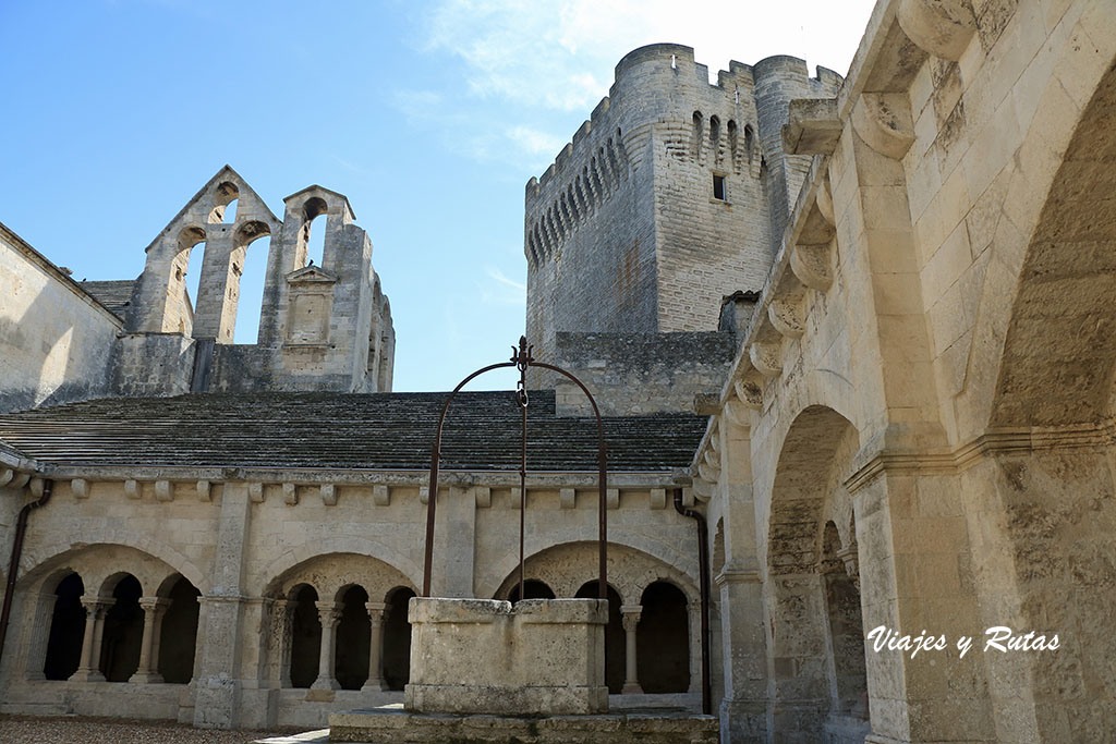 Claustro de la Abadía de Montmajour, Francia