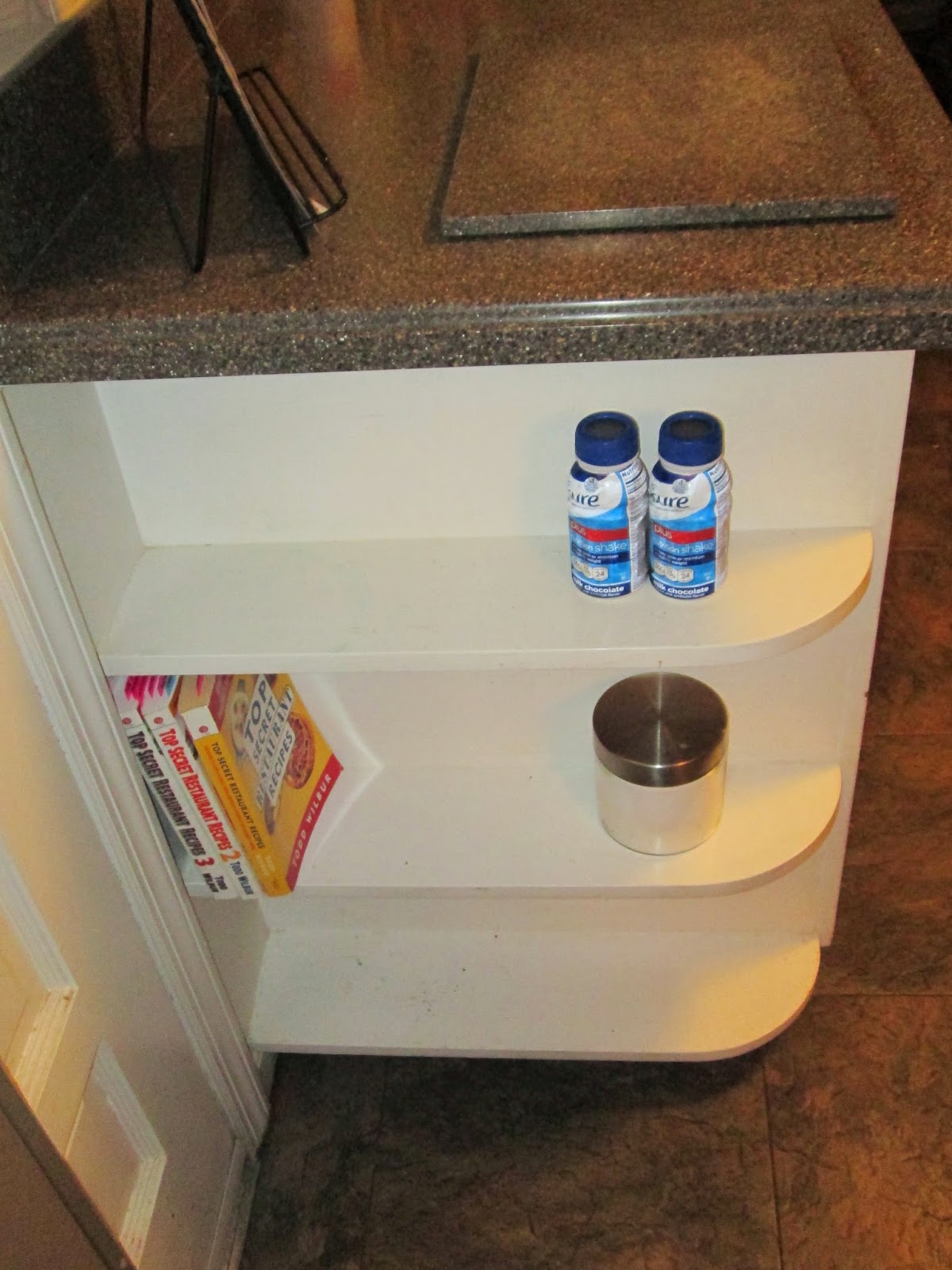 Laura's Plans Narrow Kitchen Shelving