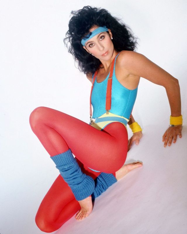 legwarmers fashion of the 1980s