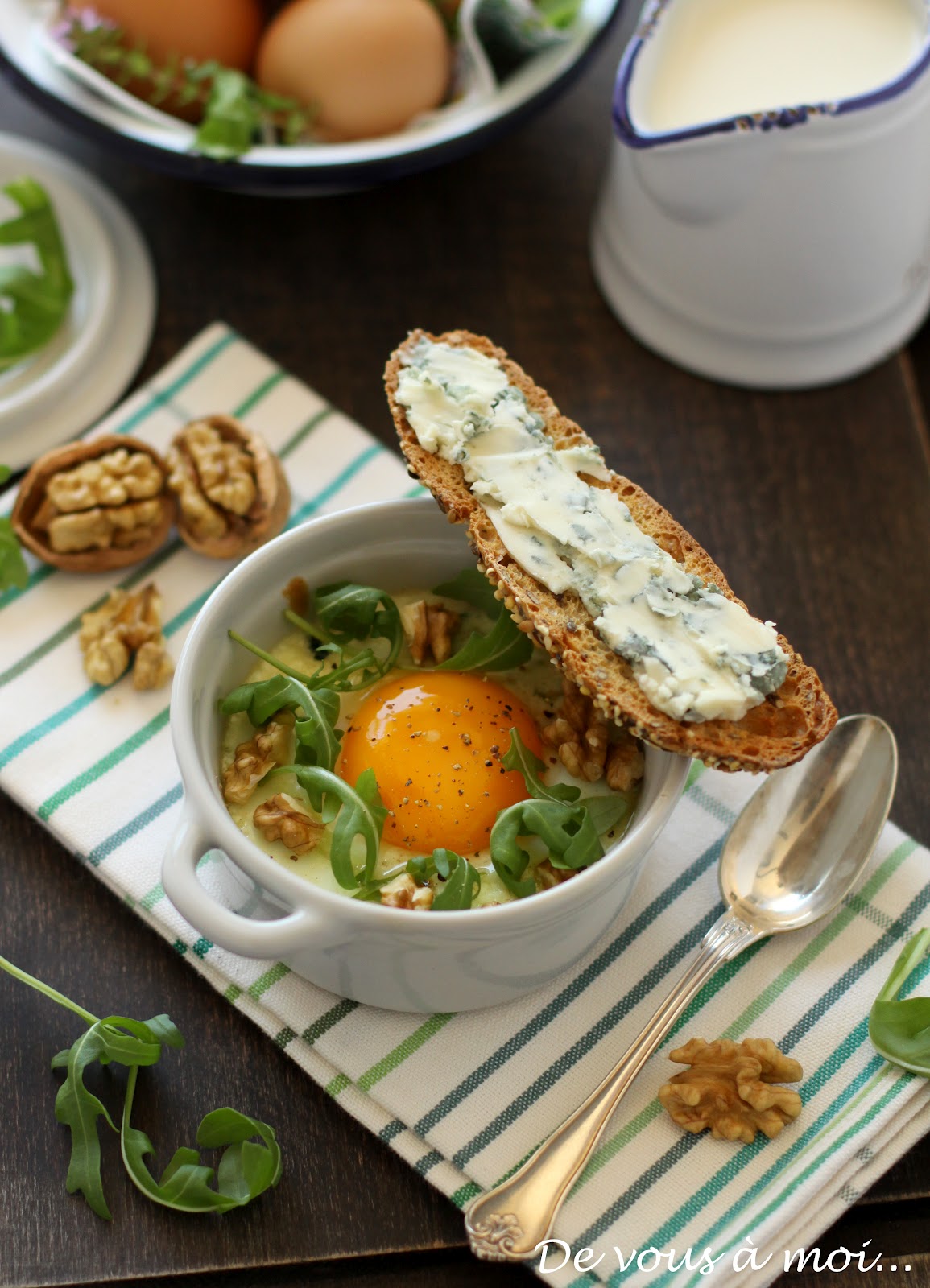 De vous à moi... OEUFS COCOTTE SAVEUR ROQUEFORT