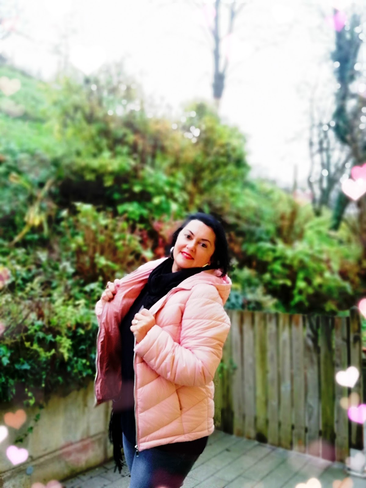 How To Wear A Fluffy Jacket And How To Wash It Correctly