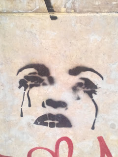 ΑΠΟΚΛΕΙΣΤΙΚΟ ΑΝΟΠΑΙΑ ΑΤΡΑΠΟΣ:  ΜΥΣΤΗΡΙΩΔΗ ΣΦΡΑΓΙΔΕΣ ΚΑΙ ΙΔΕΟΓΡΑΜΜΑΤΑ  