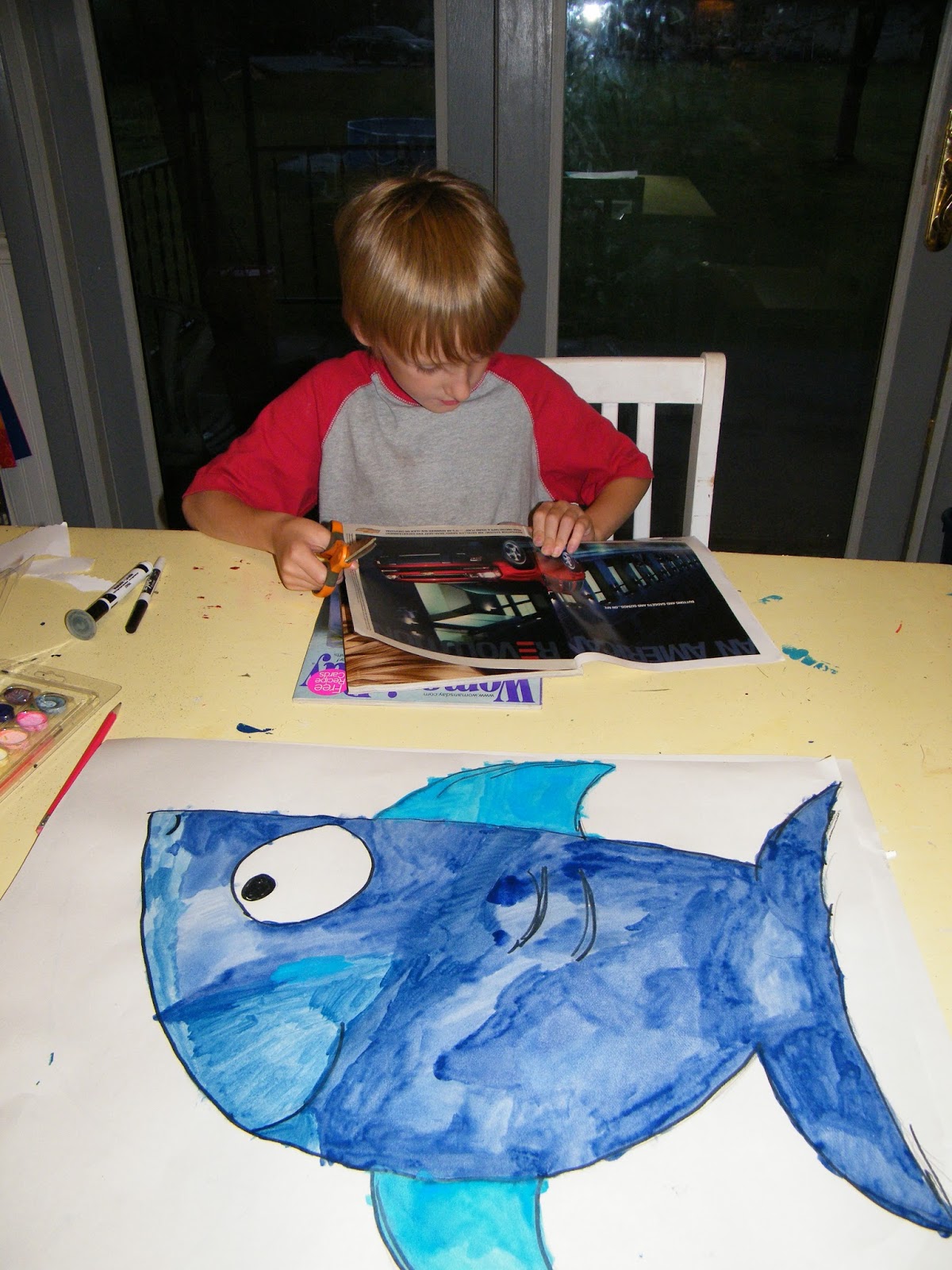 Adventures-In-Mommy-Land: what do sharks eat?