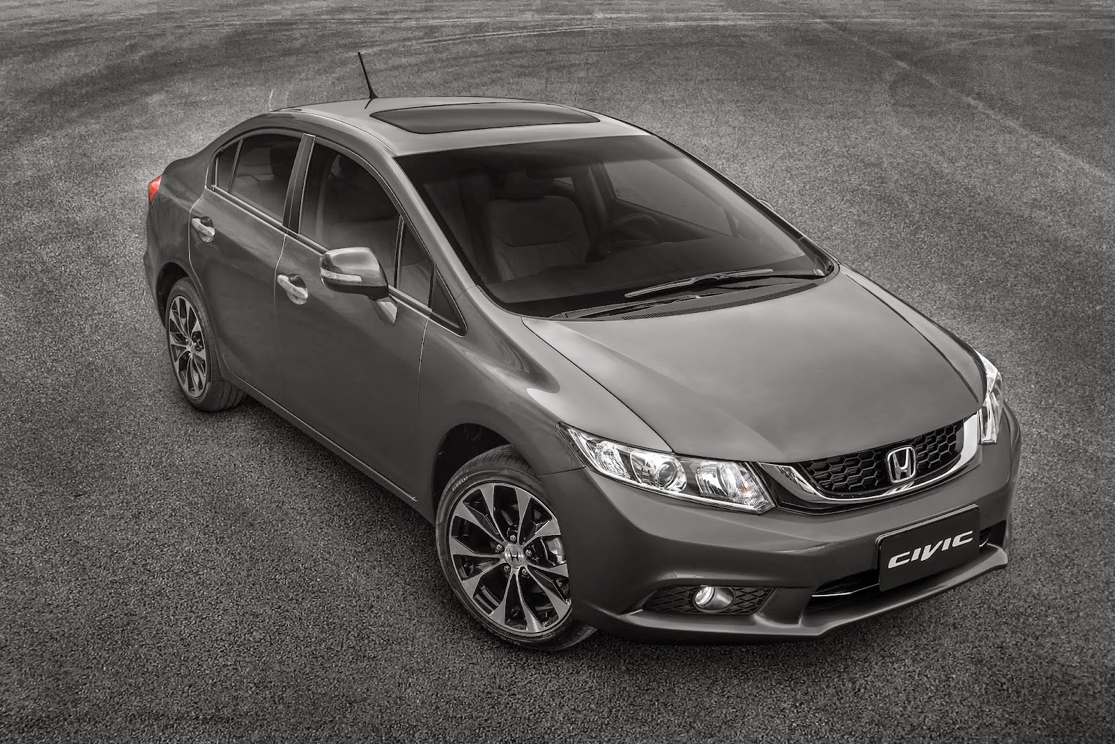 RACIONAUTO: HONDA LANÇA LINHA 2016 DO CIVIC E REINCORPORA VERSÃO EXR AO