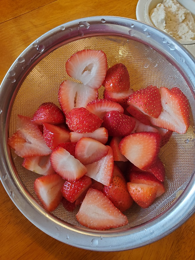 Southern Style Strawberry Poundcake Shortcake What's Cookin' Italian