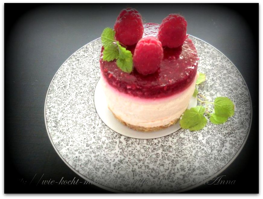 Hier wird mit Liebe gekocht: Himbeer -Törtchen Hier wird mit Liebe gekocht: Himbeer -Törtchen