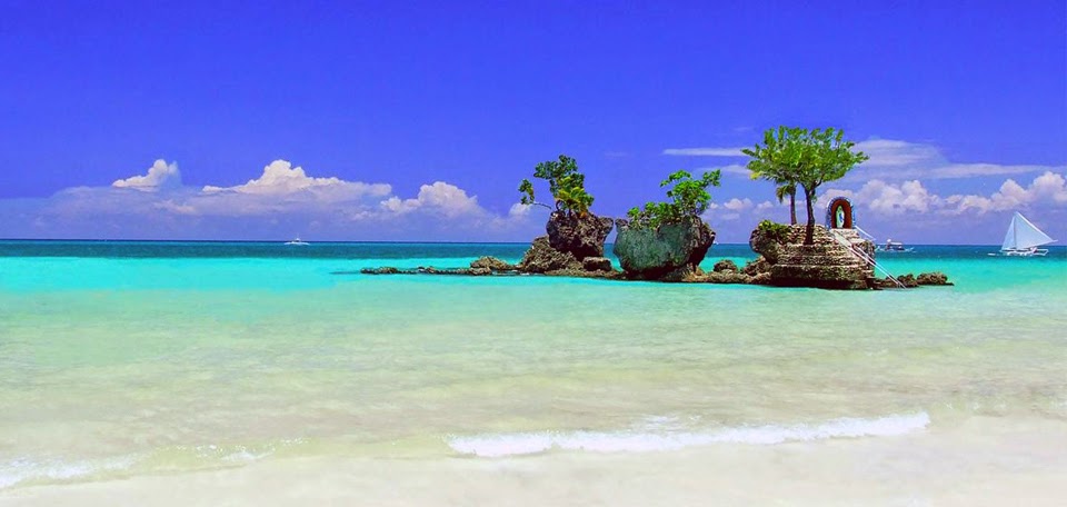 Boracay no.12 in Top 30 Islands in the World