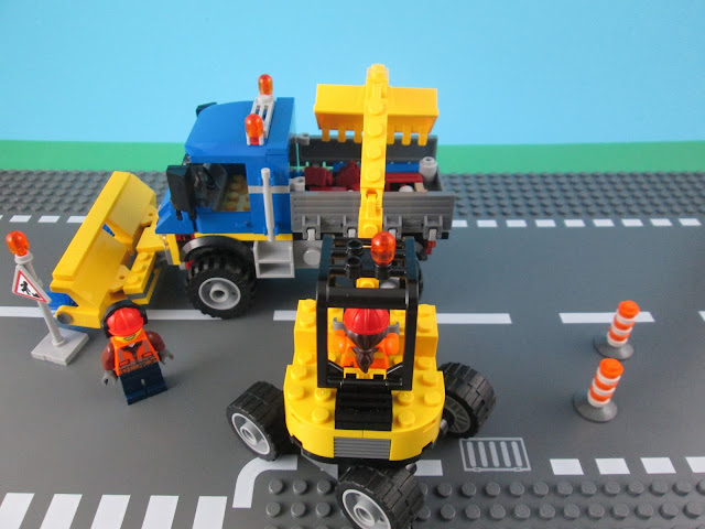 Set LEGO City 60152 Sweeper & Excavator
