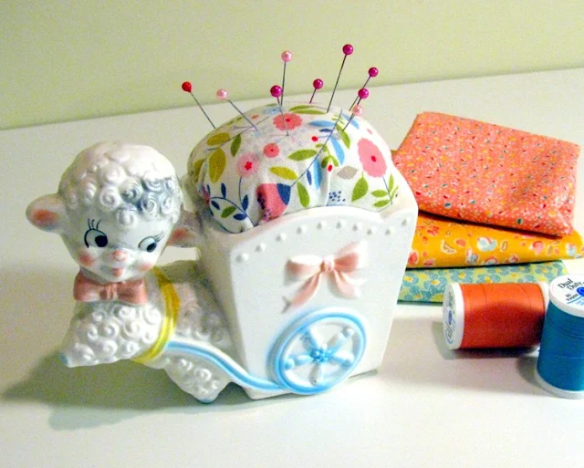 Pin Cushions From Vintage Finds Tutorial 