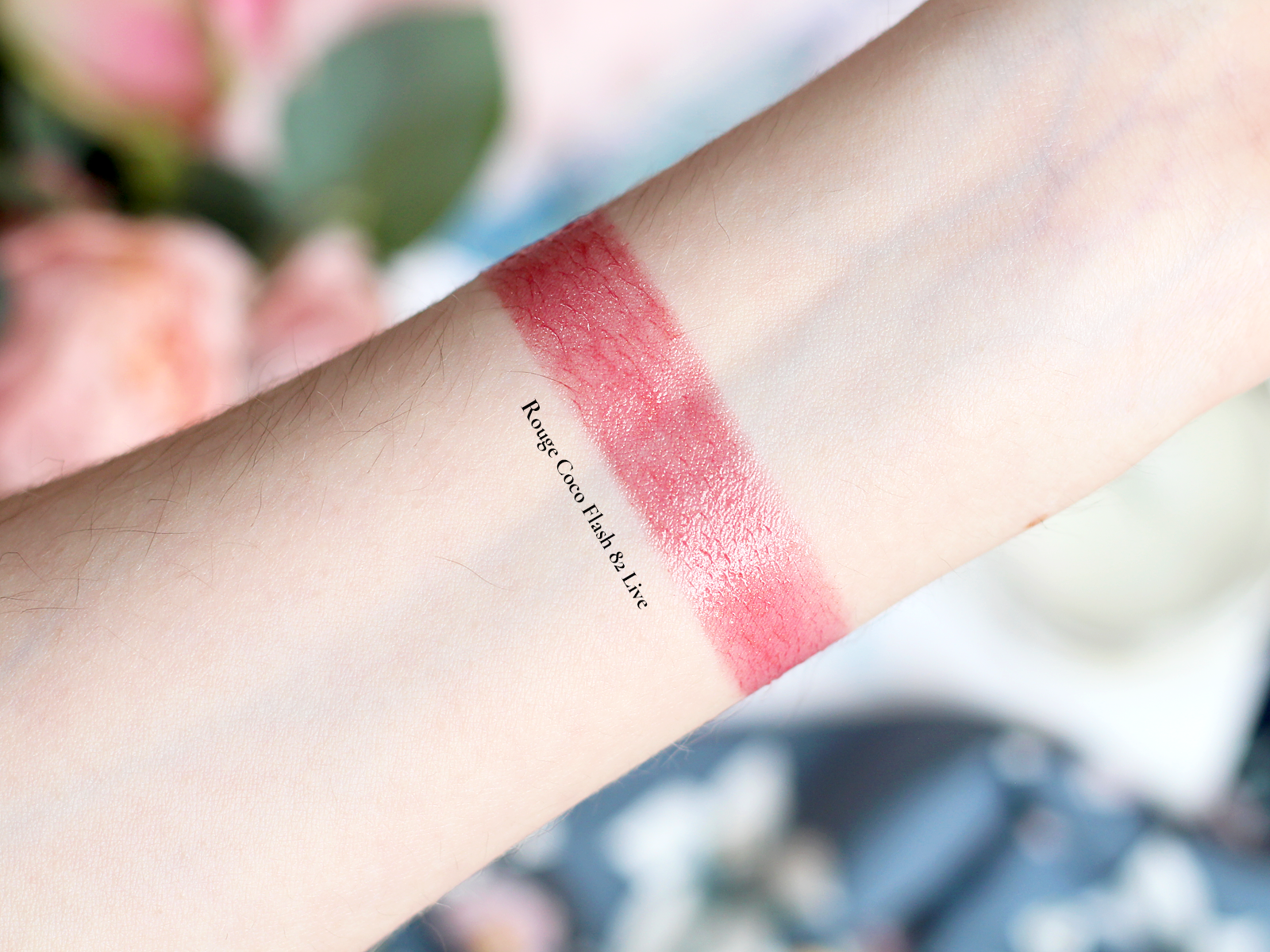 Chanel Coco Flash Hydrating Vibrant Shine Lipstick #82 Live 0.1 Oz