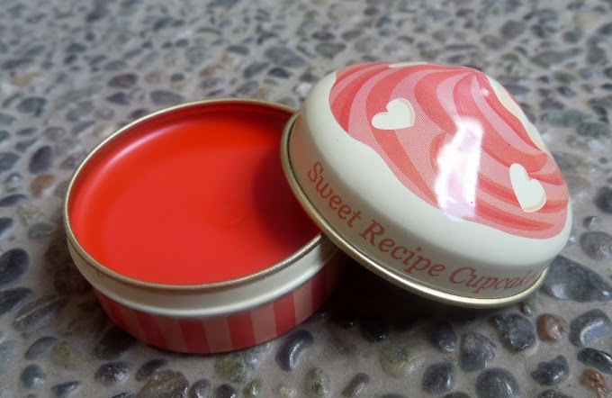 Etude House Sweet Recipe Cupcake All Over Color in RD301 Raspberry Mousse Cake 