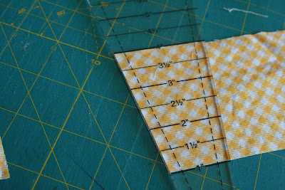 leedle deedle quilts: EZ Dresden Ruler post 2 - the Snake Trail Tutorial