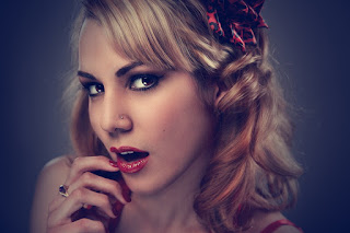 studio-660806_960_720