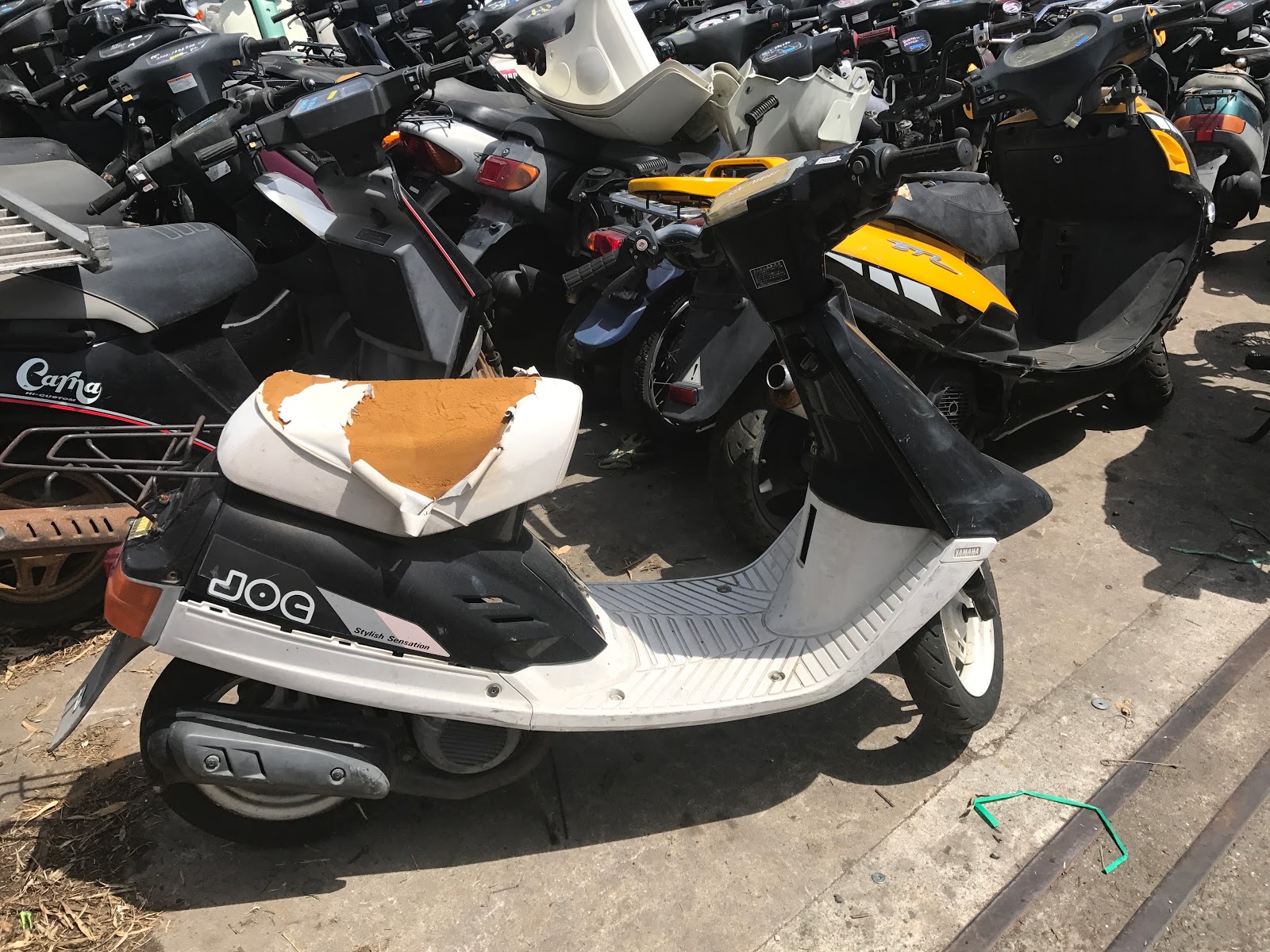 EXPORT NEW/USED JAPANESE MOTORCYCLES SCOOTER FROM OSAKA JAPAN / AZ
