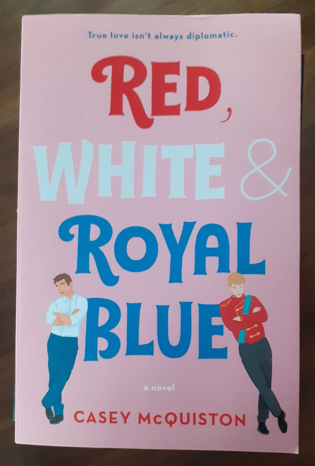 Romántica, no rosa: Crítica: “Rojo, blanco y sangre azul”, de Casey  McQuiston