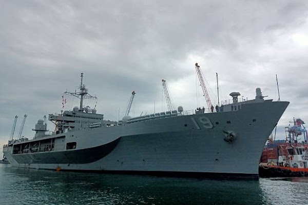 Kapal Perang AS Berlabuh di Jakarta, Kapal Perang China Bersandar di Surabaya