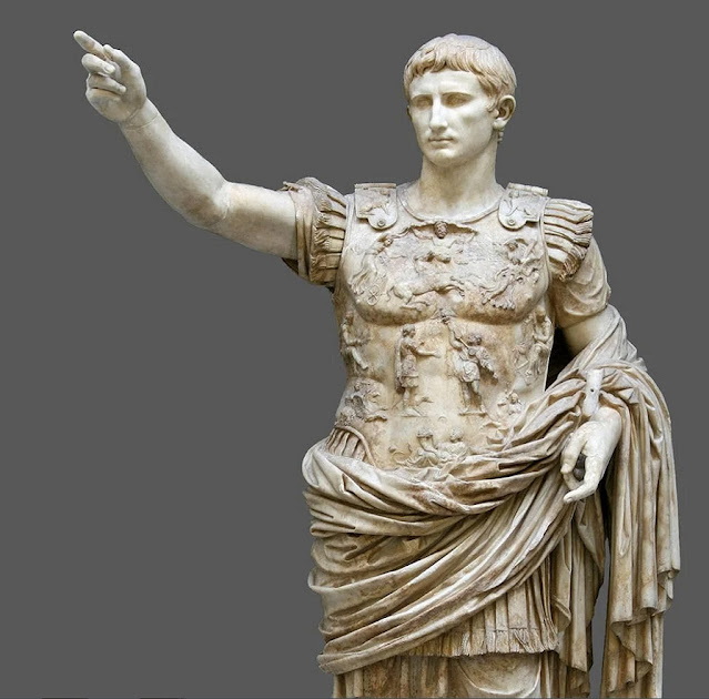 Статуя императора Августа из Прима Порта, 1 век нашей эры.