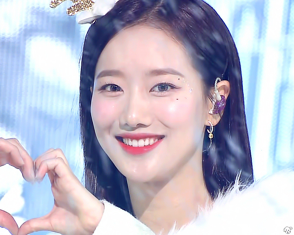 헤어스타일 바꾼거보면 곧 컴백하는거 같은 에이프릴 | 인스티즈