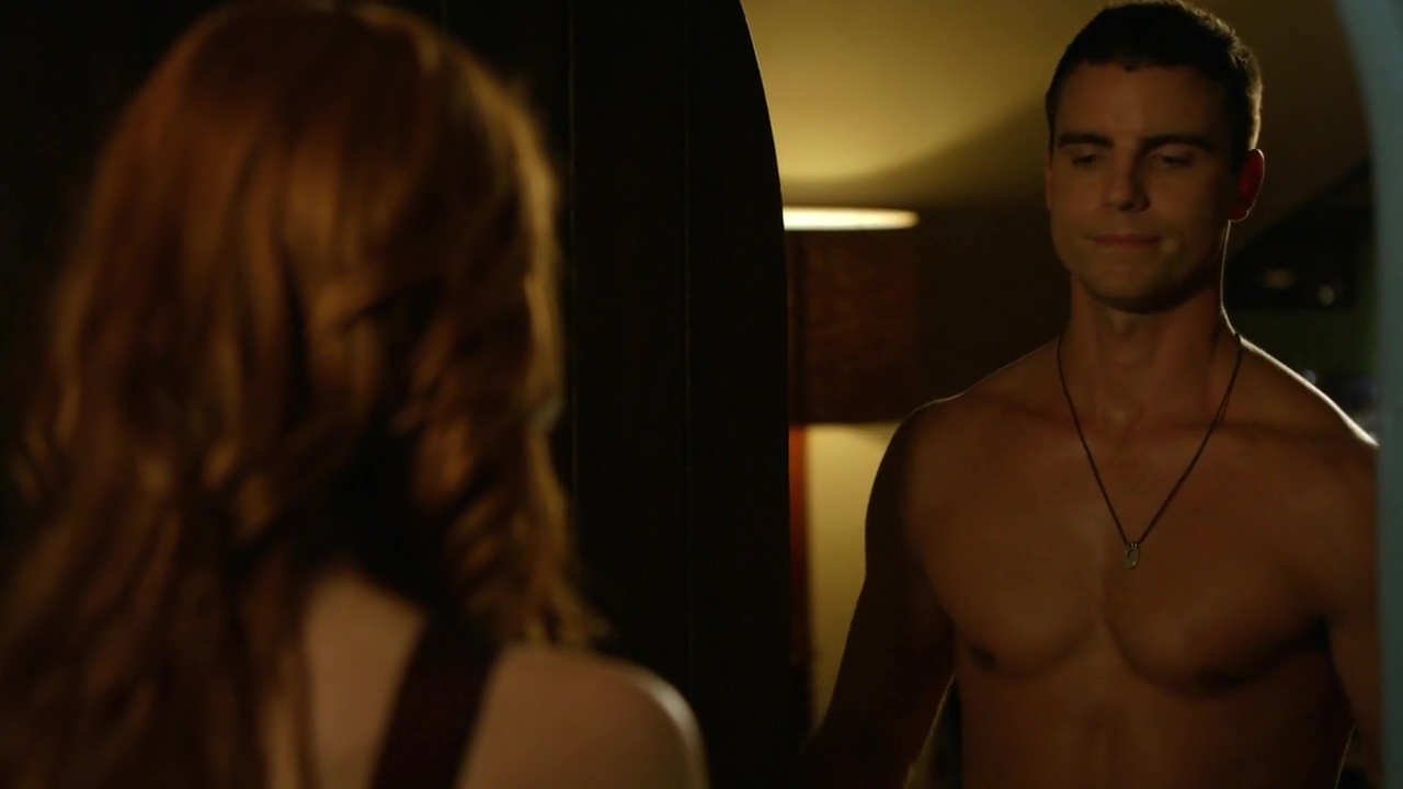 Colin Egglesfield shirtless in Melrose Place (2009) 1-08 "Gower" ...