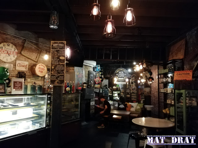MK Classico Cafe Makan Sedap Kuching